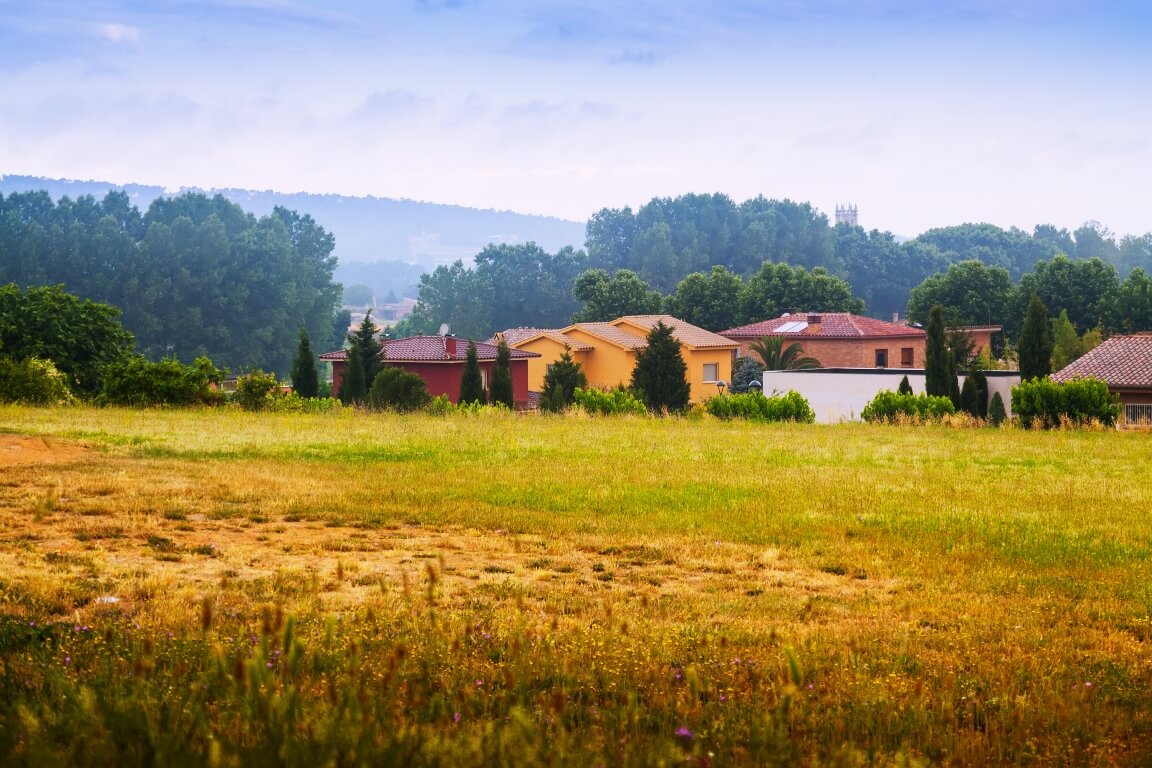 Zakup siedliska z domem i budynkami