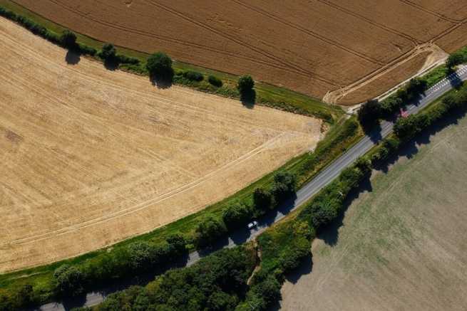 Jak ustalić właściciela danej ziemi?